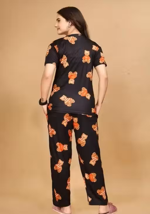 Fashionable Trendy Women's Nightwear