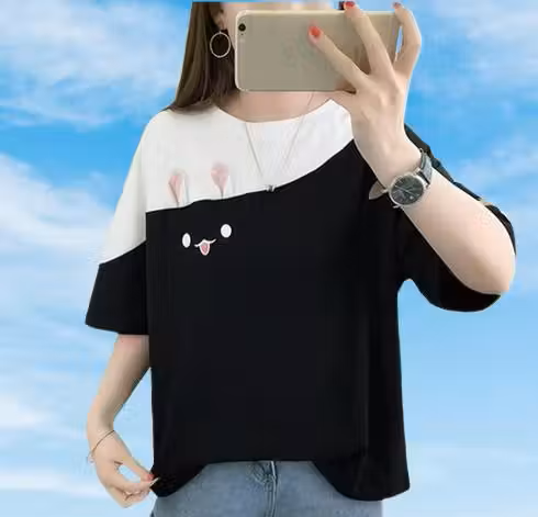 Women's Oversized  Abstract T-shirt